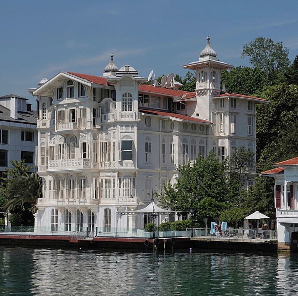 Yalı Nedir? 2 Yali nedir esila emlak